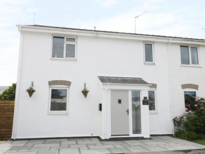 21 Llwyn Gwalch Estate, Pwllheli